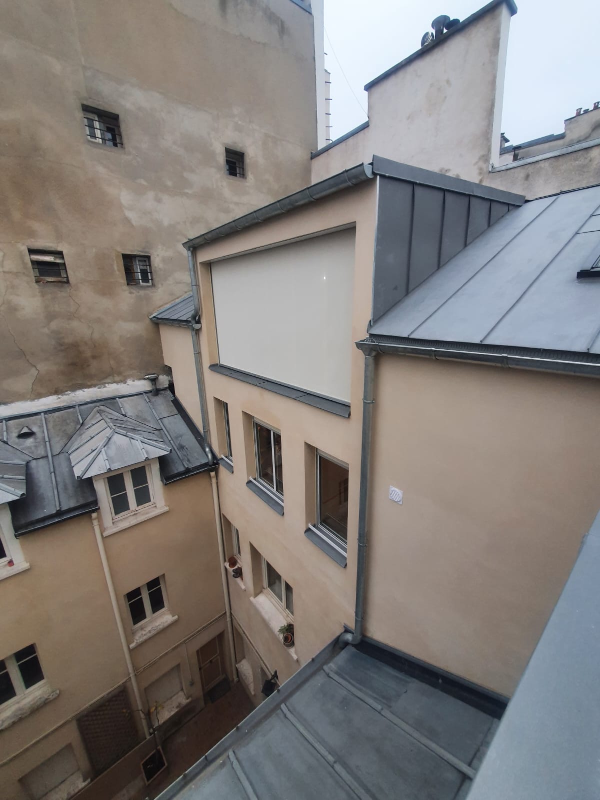 Paris (75011) / Faubourg St Antoine – Surélévation d’un Logement